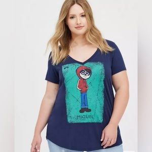 NWT torrid Disney Coco Girlfriend Top Miguel Card Blue Graphic Tee T-shirt